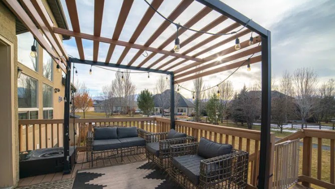 moderne, minimalistische houten pergola